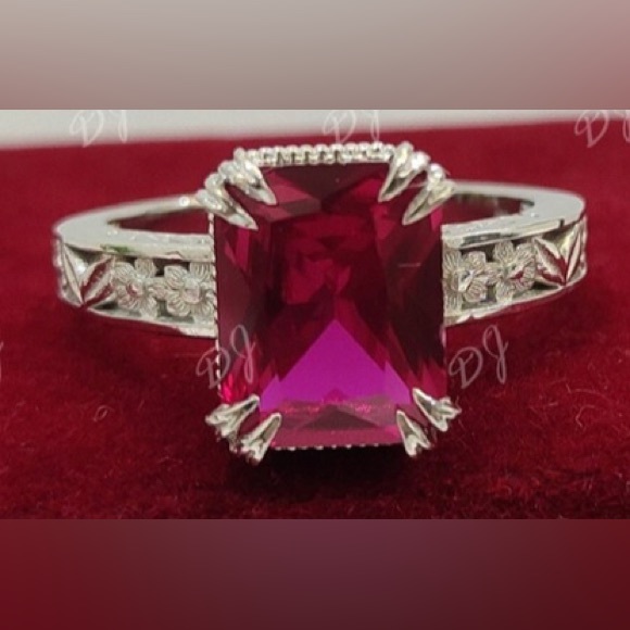 2.3 ctw, Ruby, sterling silver ring. Size 8 - Picture 2 of 8
